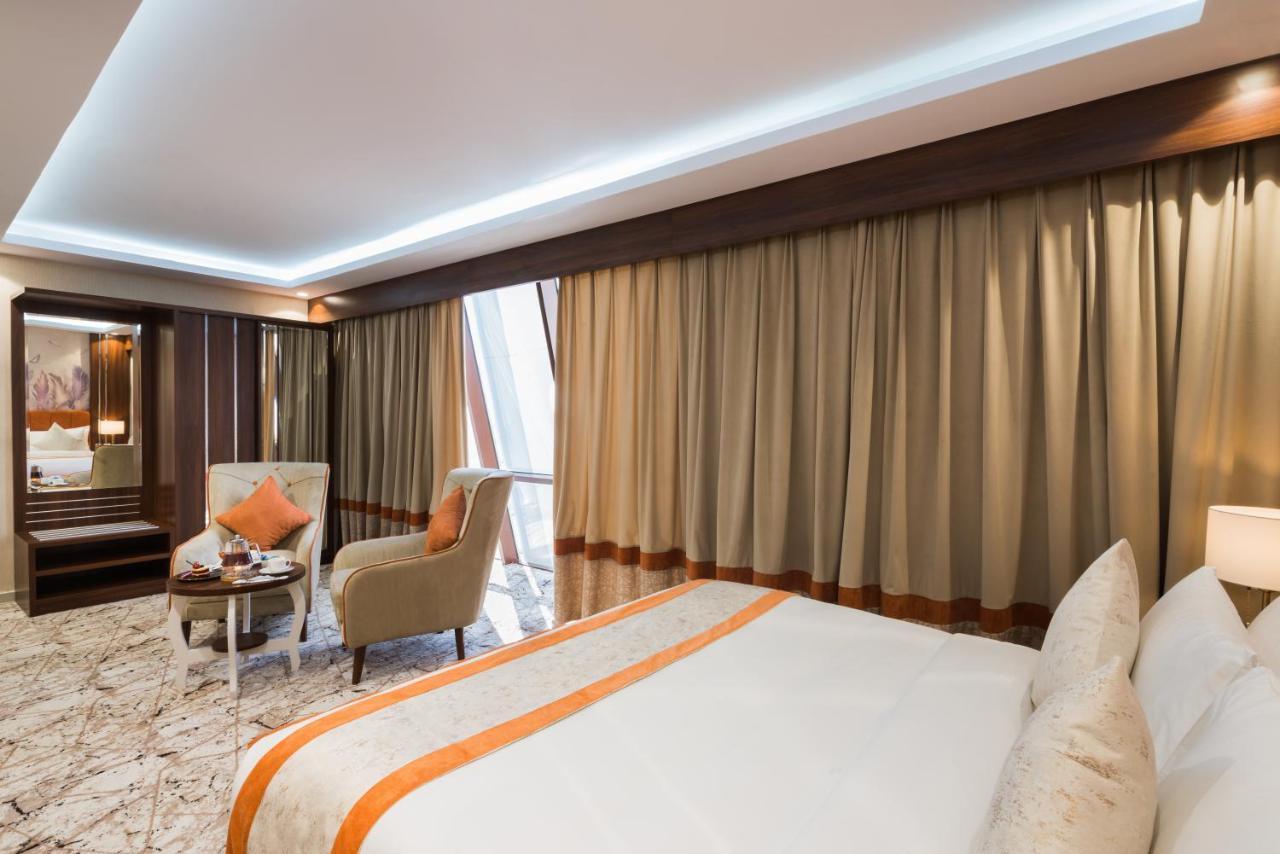 Tulip Plaza Hotel Sakakah Buitenkant foto